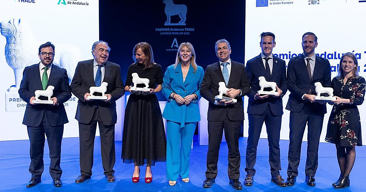 Andalucía Trade estrena los premios empresariales con Dcoop, Acesur, Pilatus, DHV, Biorizon y Cobiomic