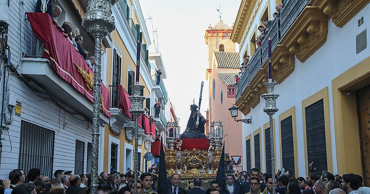 Lunes Santo: un castillo de naipes que se tambalea
