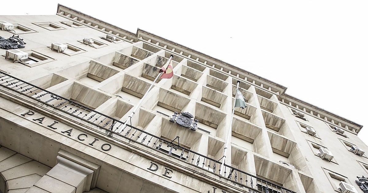 Dos años de prisión por robar drogado en una residencia de Mairena del Aljarafe