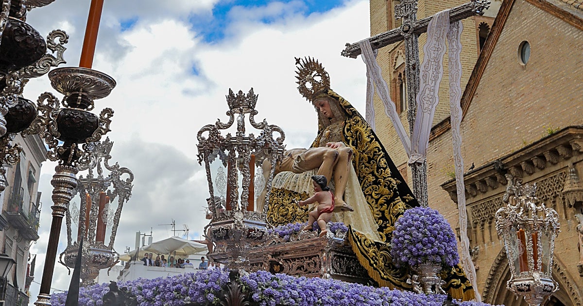 Sábado Santo: el reloj de arena disuelto
