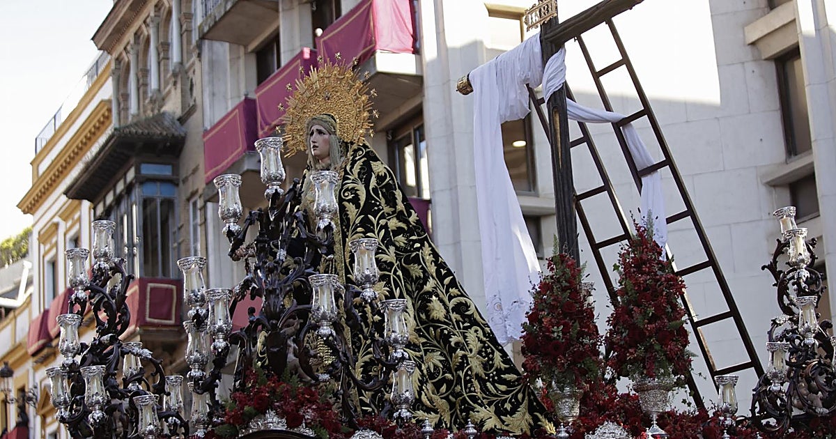 La Soledad de San Buenaventura recorrió la calle Castelar a sones de Mozart