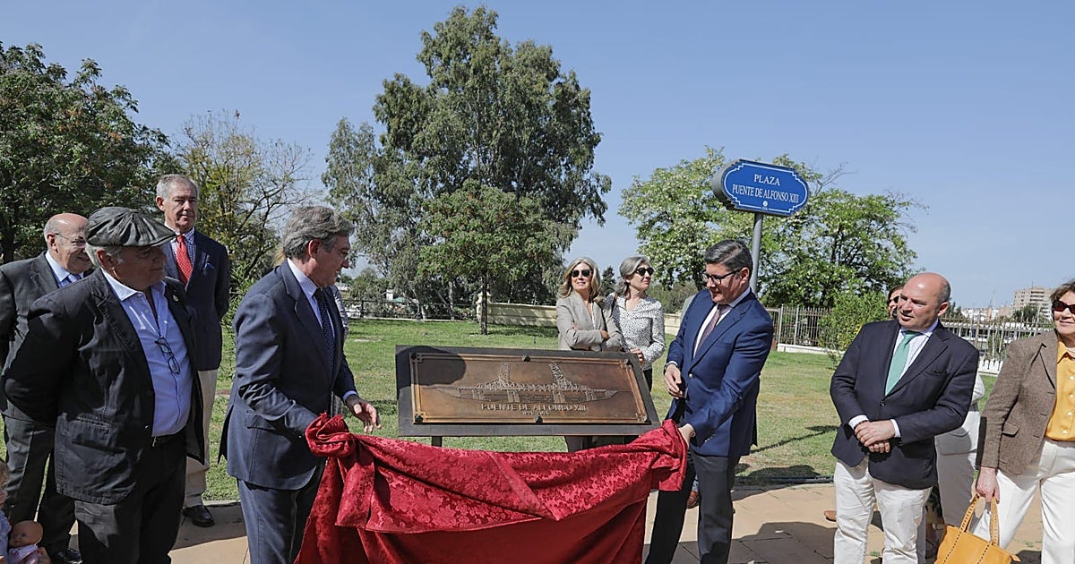 El Puerto dedica una plaza al Puente de Alfonso XIII por su centenario con los ojos puestos en su «nueva vida»