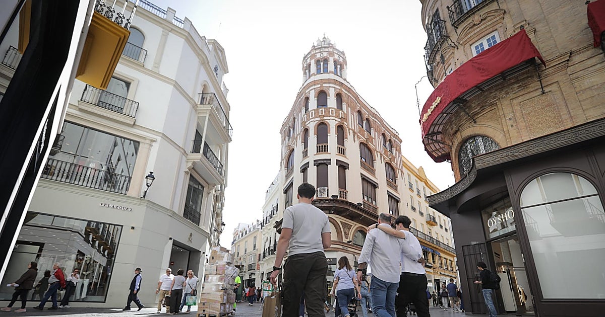Velázquez se corona como la calle más cara con 215 €/m²