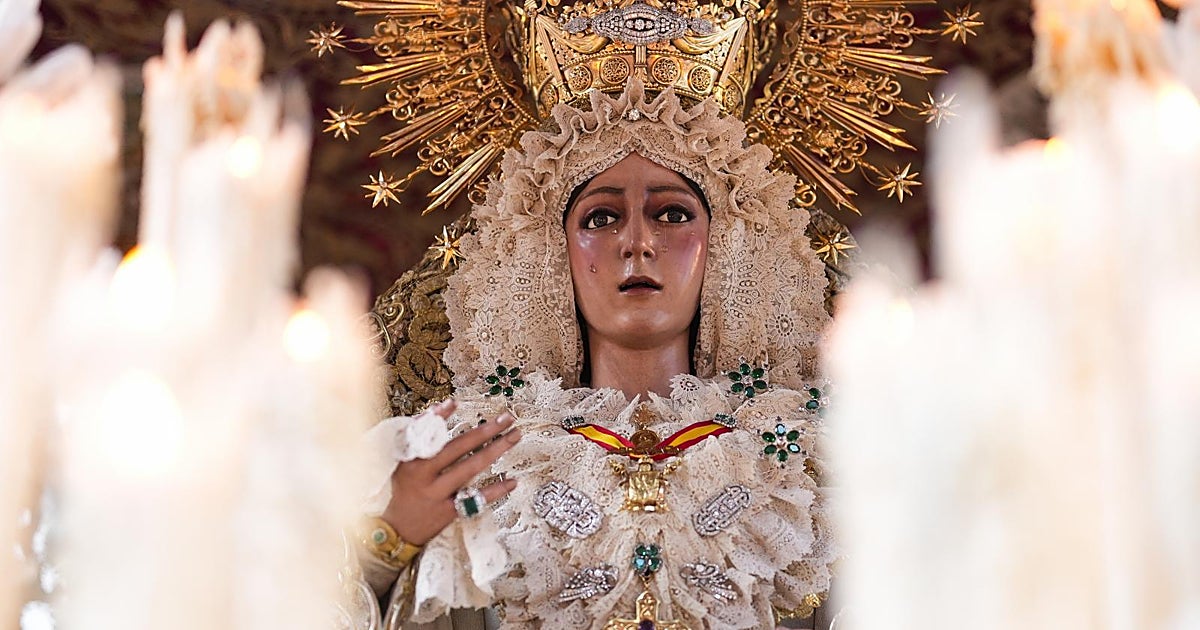 Su copla en la calle Parras, la 'deuda' saldada de la Macarena con Juanita Reina