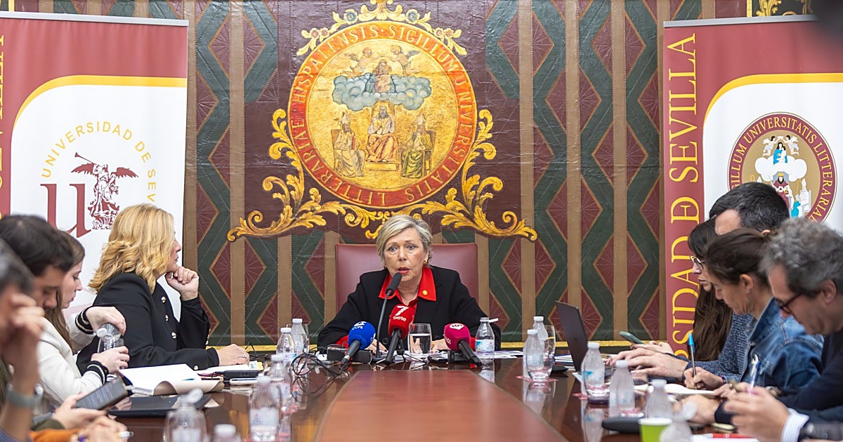 La Universidad de Sevilla presenta un plan de ajuste de 16 millones y plantea cerrar centros por la tarde