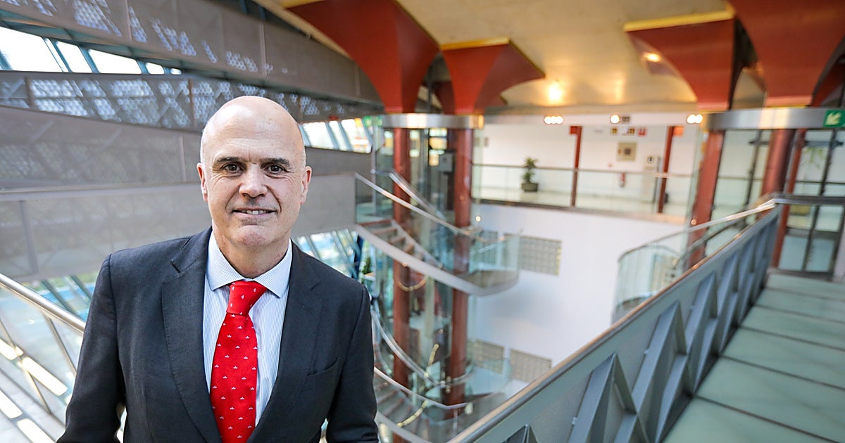 José Manuel Corral (Mapfre): «Si no tienes ni para asegurar el mañana, pensar a veinte o treinta años es casi paradójico»