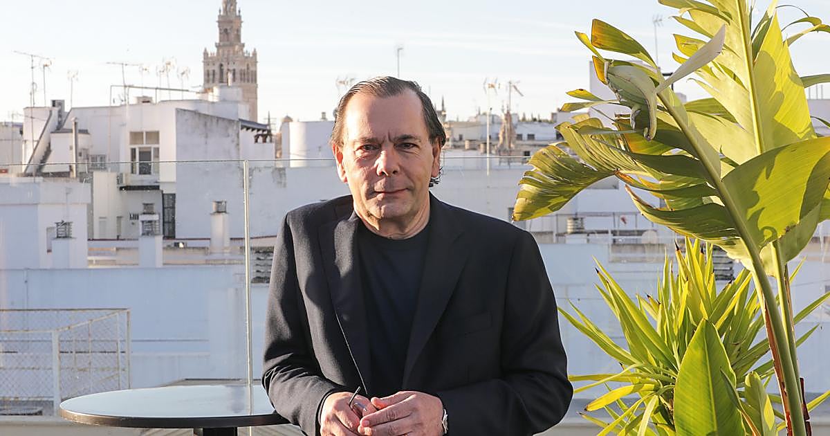 El CEO español de Radisson Hotel Group: «El director de un hipermercado tuvo que hacer de cajero porque el 20% de sus empleados se dio de baja para ir a la playa»