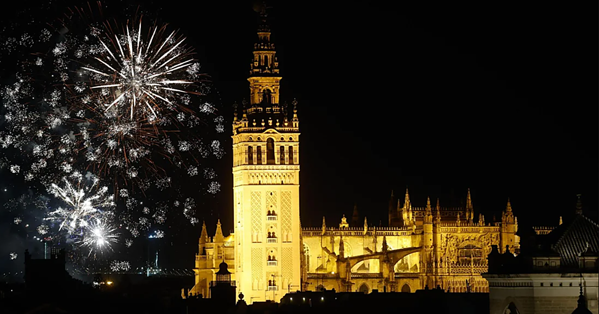 Qué día son los fuegos artificiales de la Feria de Abril de Sevilla 2026 y desde dónde verlos