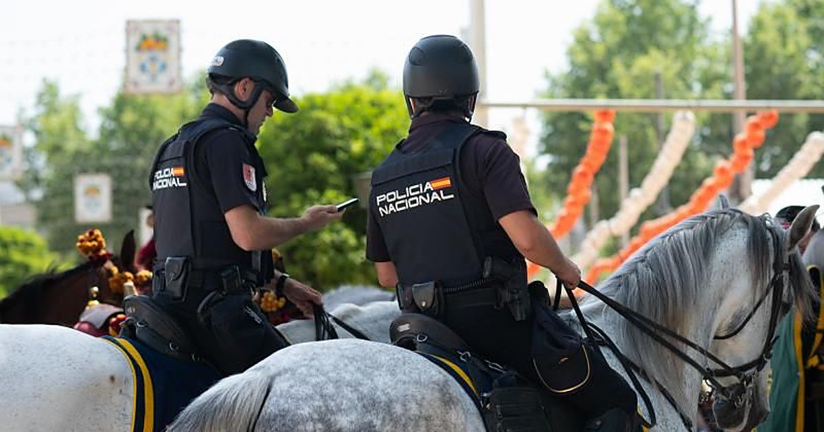 Un hombre detenido por agredir sexualmente a una mujer en una caseta de la Feria de Abril