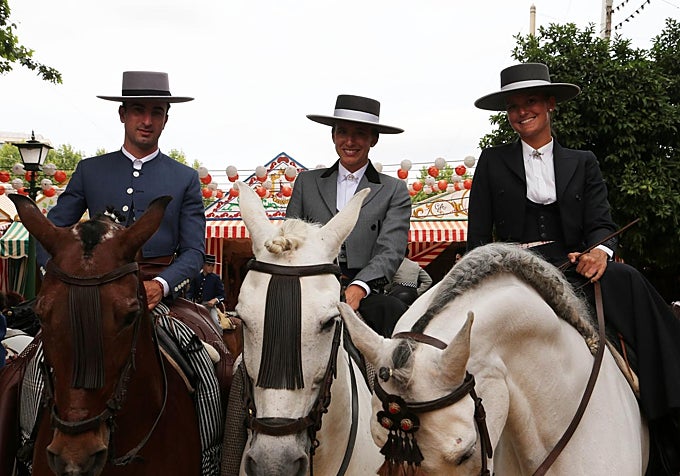 Javier Muñoz, Andrea Gascón y María Luisa Santos.