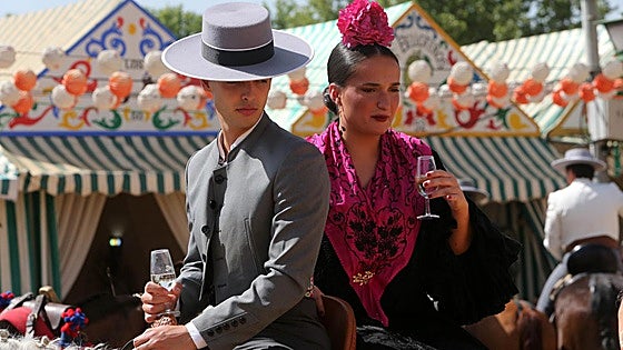 La Feria de Sevilla volverá a ver el sol antes de los fuegos de este domingo