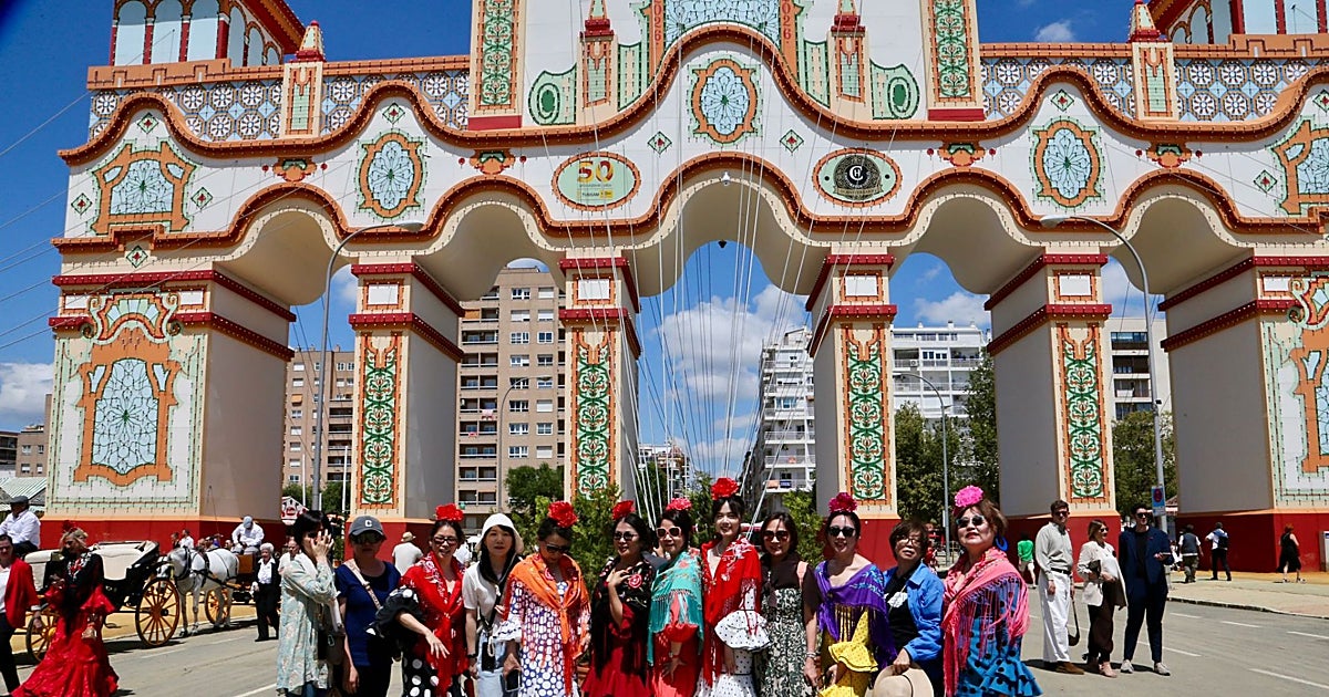 Domingo de Feria: Las sevillanas del adiós se cantan en chino
