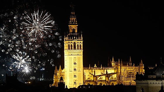 Así será el espectáculo de fuegos artificiales que pondrá el broche de oro a la Feria de Sevilla