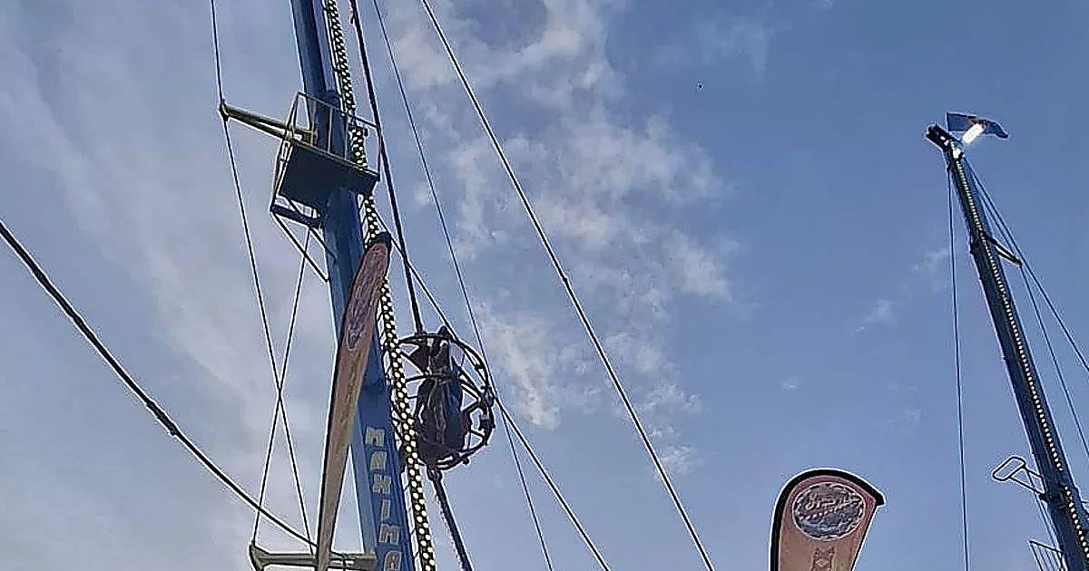 Los heridos en la atracción el tirachinas de la Feria de Sevilla emprenderán acciones legales: «No sabemos cómo están vivos»