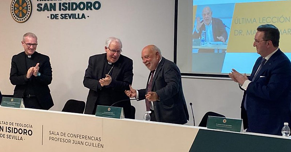 El sacerdote e historiador Martín Riego se convierte en el primer emérito de la Facultad de Teología