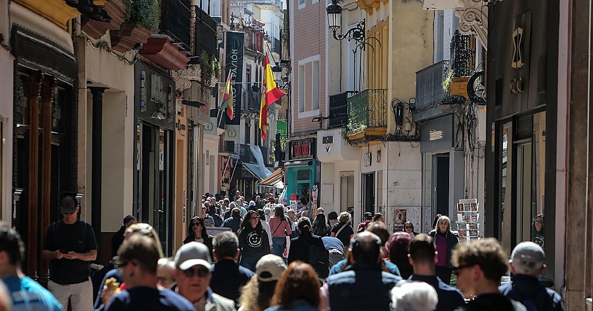 Las franquicias ocupan casi la mitad de los locales comerciales del Centro de Sevilla