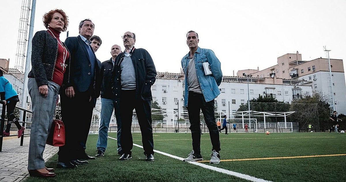 El Ayuntamiento de Sevilla quita las llaves al «sheriff» de un centro deportivo por usarlo a su antojo y para reuniones del PSOE