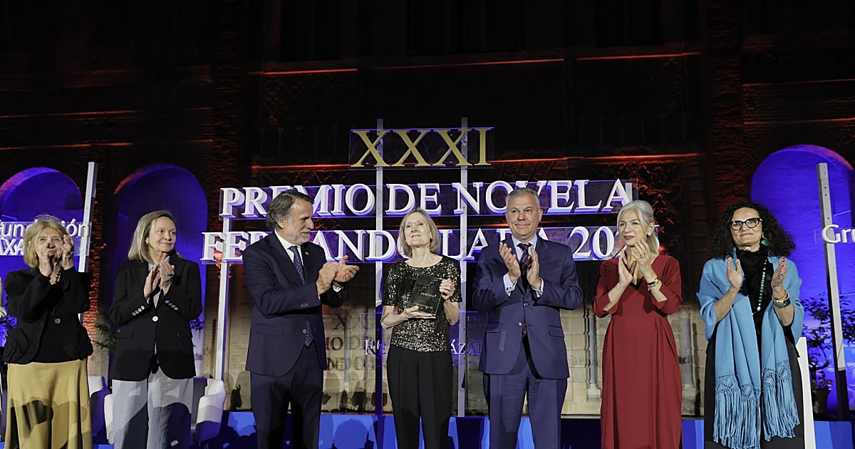 Marta Platel gana el XXXI premio Fernando Lara por su novela 'El baile de las criadas ', homenaje a las mujeres de la posguerra
