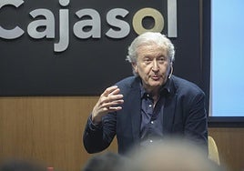 Emilio del Río:  «Trajano, Adriano y Marco Aurelio eran grandes influencers que hubieran arrasado en Tik Tok»