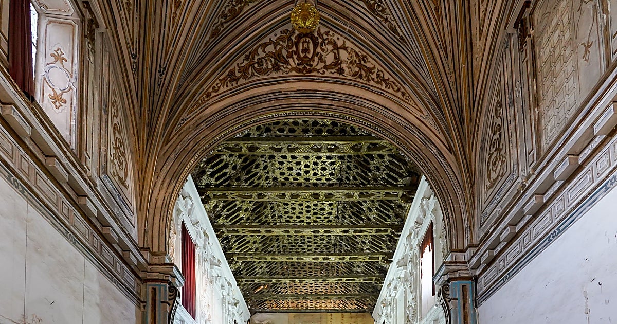 Adjudicadas las obras del compás y la Puerta Reglar de la iglesia de Santa Clara de Sevilla