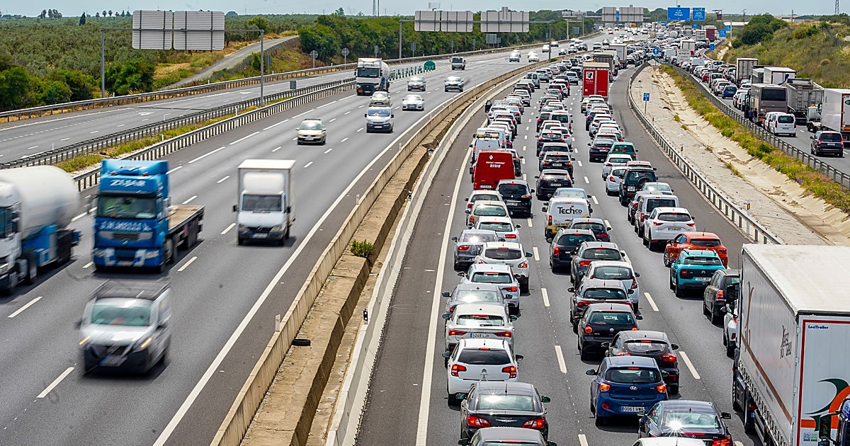 Retenciones de hasta seis kilómetros en la A-49 a la altura de Benacazón