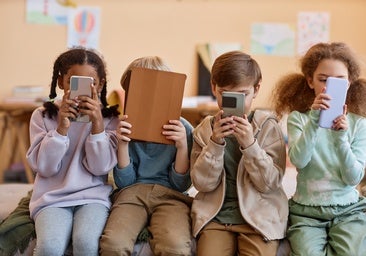 Cómo desenganchar a los adolescentes de las pantallas durante las vacaciones (sin peleas)
