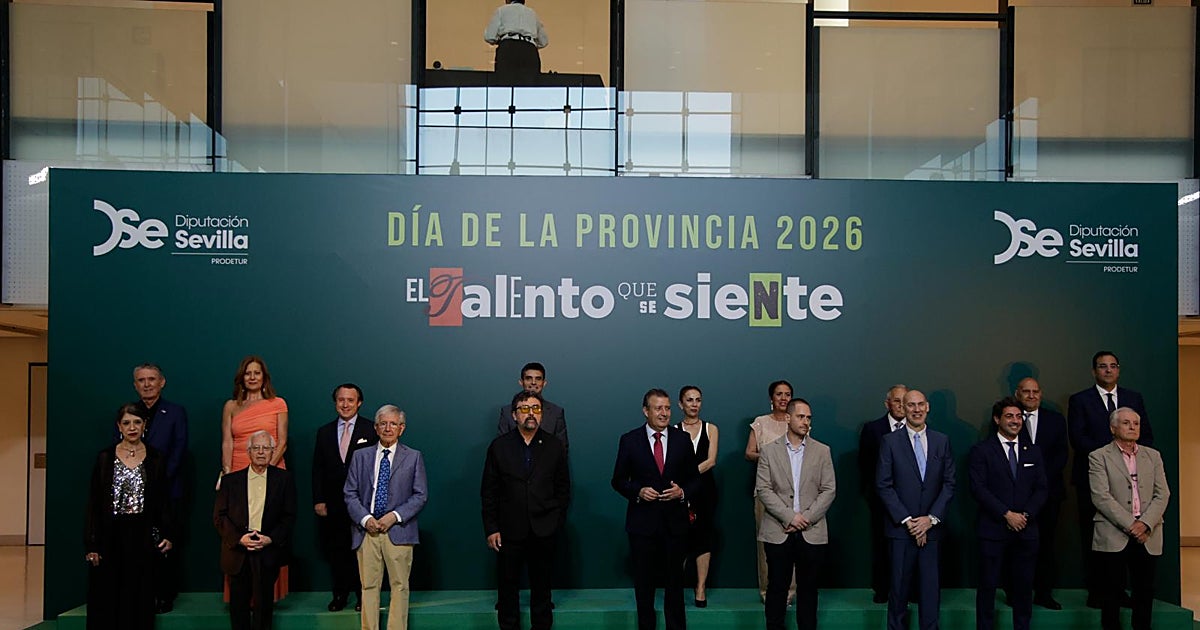 El Día de la Provincia reconoce el «talento y músculo» de Sevilla y el «compromiso con la tierra»