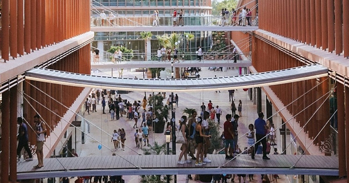 Estos son los supermercados y centros comerciales abiertos en Sevilla 4 de junio por el Corpus