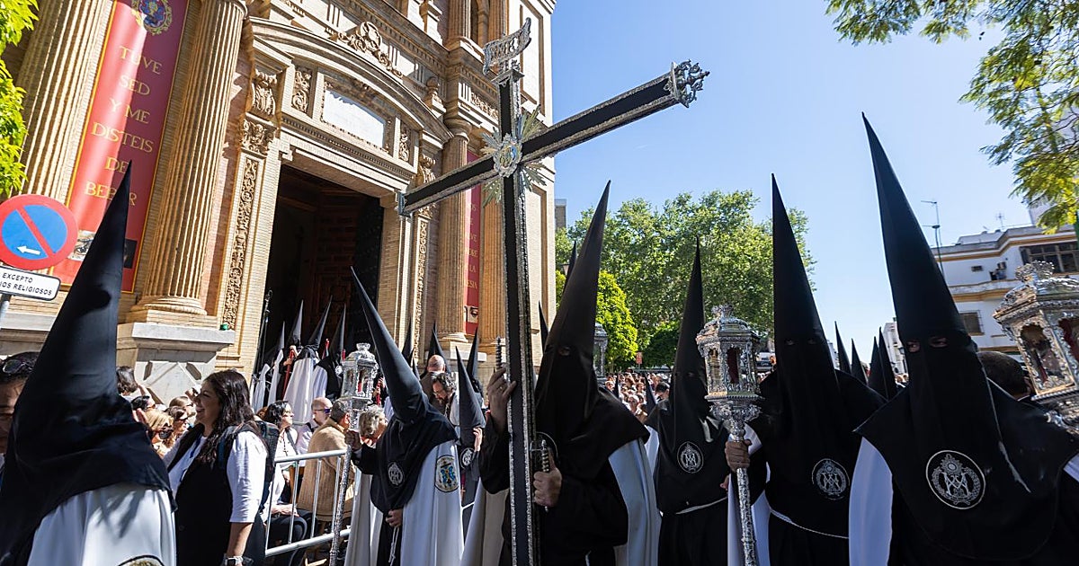 Un tercio de las cofradías de Sevilla tiene menos nazarenos que hace un año