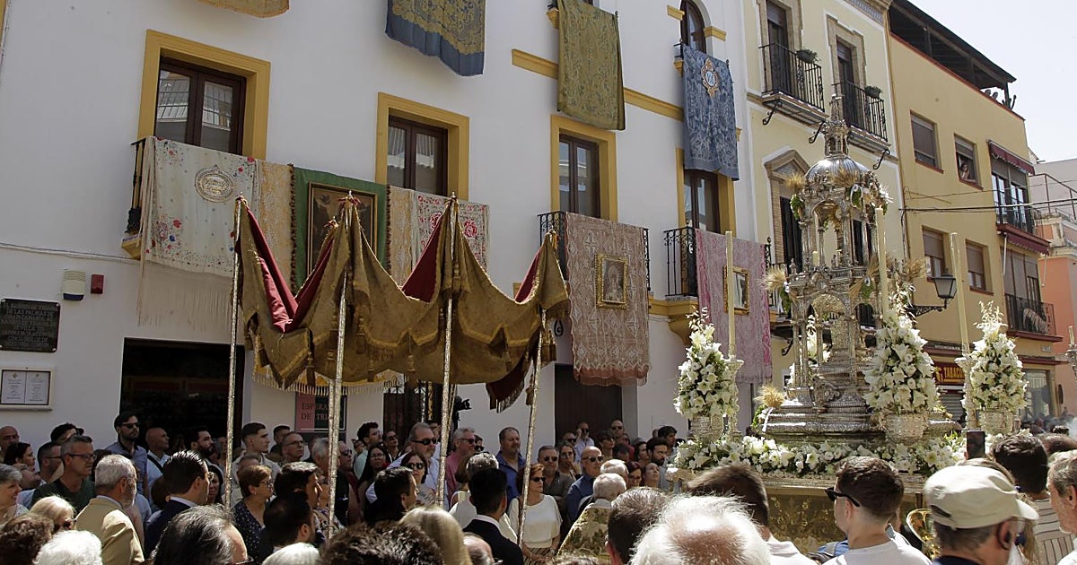 Triana y la Magdalena realzan la grandeza el Señor el doming