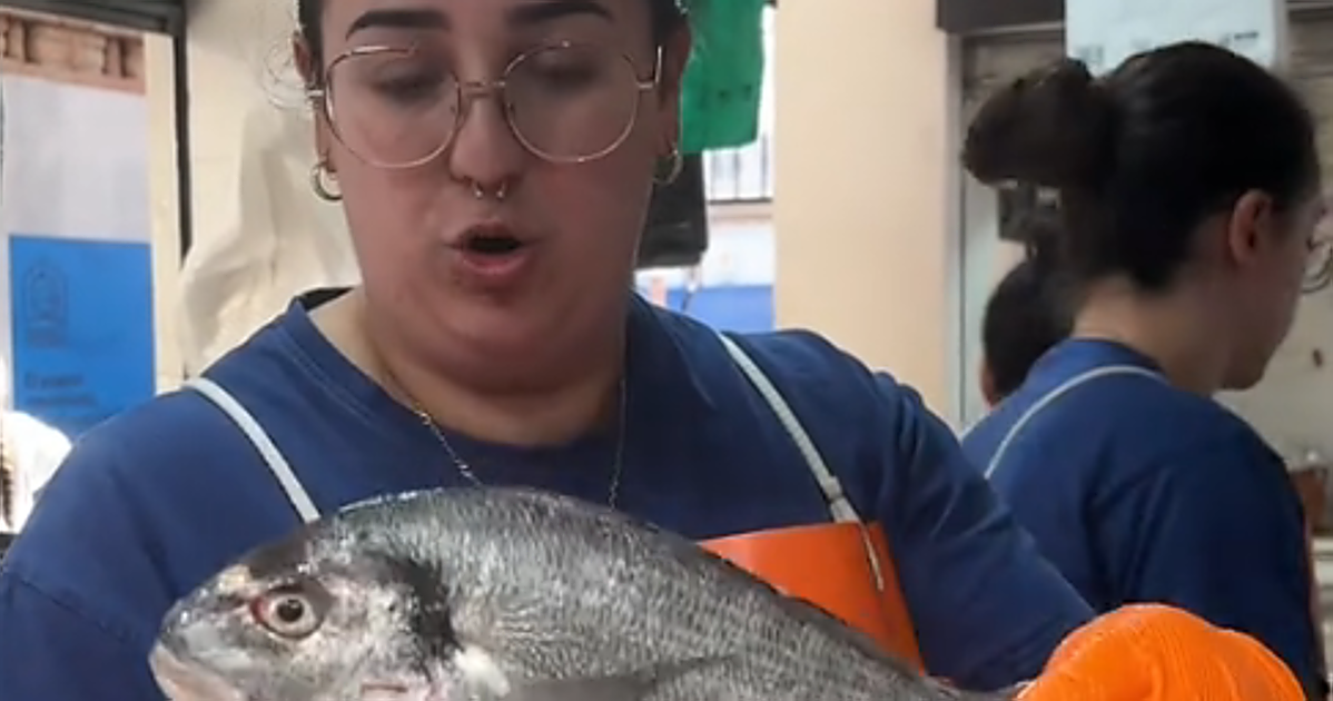 Noelia, pescadera: «Si quieres una dorada a la plancha, hay 