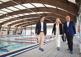 Las piscinas municipales de Sevilla abrirán los fines de semana de junio