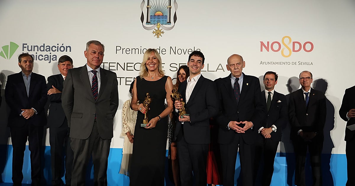 Marta Robles y Elías Cruz ganan los premios de Novela del At