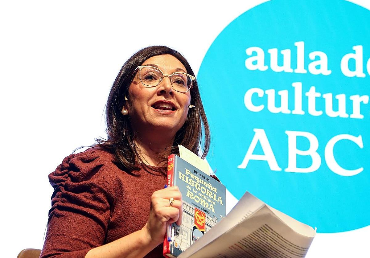 La subdirectora de ABC de Sevilla, Alejandra Navarro González De La Higuera