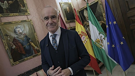 Muñoz tiende la mano «sin condiciones» a Sanz para celebrar un centenario del 29 que sea «ambicioso»