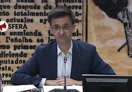 José Pablo López, presidente de RTVE, pide disculpas a la madre de Fabián por haberle puesto subtítulos en la serie 'Denominación de origen'