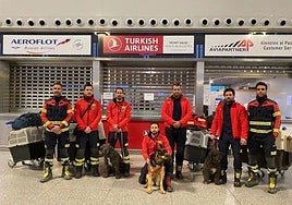 Un guía canino de Sevilla ayudará en Venezuela: «Nuestra perra Heya salvó a cinco personas en el terremoto de Turquía»