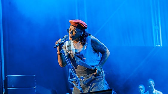 Elvis Crespo echa «sazón» al Tío Pepe Festival de Jerez de la Frontera en una caribeña fiesta de merengue