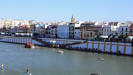Comienza la Velá de Santa Ana con un amplio programa y una portada inspirada en las de hace un siglo