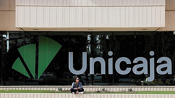 Unicaja aumenta un 7,1% sus beneficios hasta los 361 millones en el primer semestre de 2026