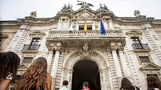 ¿Te has quedado sin plaza en la US o la UPO? Las universidades de Sevilla en las que te puedes matricular aunque no te alcance la nota