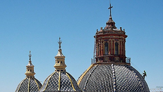 San Luis, el primo de San Fernando con iglesia en Sevilla que llegó a acoger a una cofradía
