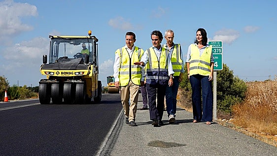 La Junta invierte más de 3 millones en el arreglo de la carretera que une Utrera con la sierra de Cádiz