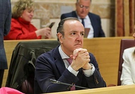 Un concejal del PSOE de Sevilla llama a «no acudir» a la manifestación en defensa de Ceuta: «No les hagas el juego»