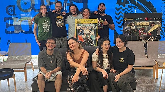 Un grupo de jóvenes de Dos Hermanas reinventa el videojuego para volver a competir desde el sofá