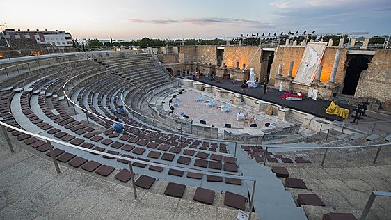 La Consejería de Cultura licita el proyecto de reconstrucción del frente escénico del teatro romano de Itálica