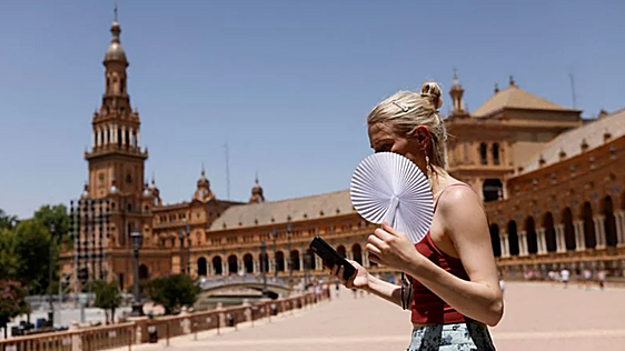 Alerta naranja por calor en Sevilla hoy: estas serán las peores horas en las que se alcanzarán 43 grados