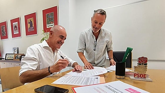 Antonio Muñoz presenta su precandidatura para la Alcaldía de Sevilla