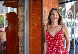 Margarita Cabanás, oftalmóloga y medalla de Sevilla: «Mi cáncer me abrió los ojos y me hizo ver lo importante que es un gesto o una mirada del médico para un paciente»