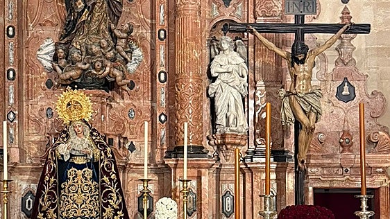 Los titulares de los Estudiantes ya reciben culto en la parroquia del Sagrario de Sevilla